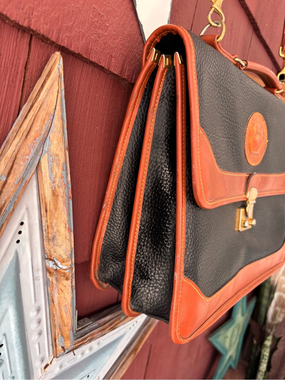 Vintage 90s Dooney & Bourke Black & Tan Leather Laptop Briefcase Shoulder Strap - Picture 5 of 16